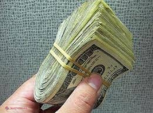 A luat mită 3500 de dolari de la un condamnat