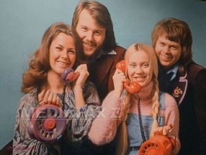 ABBA va lansa un cântec nou în toamna acestui an, la peste trei decenii după despărţire