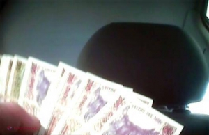 Cât costă să „ascunzi” un accident rutier în R. Moldova? Patru mii de lei!