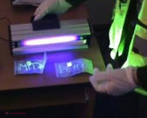 Poliţist cercetat pentru corupere pasivă