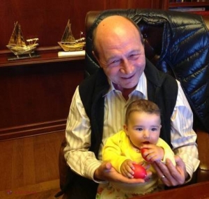 EMOŢIONANT! Preşedintele Băsescu, ALĂTURI DE NEPOŢICĂ, de Paşte. Cei doi S-AU DISTRAT PE CINSTE