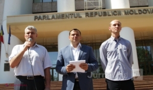 Petiție împotriva întoarcerii miliardului furat din contul cetățenilor