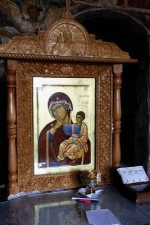 CE SE ÎNTÂMPLĂ DACĂ FACI SEMNUL CRUCII deasupra mâncării! Oamenii de știință AU, ÎN SFÂRȘIT, DOVADA 