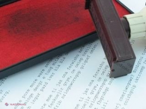 Doi notari sunt bănuiţi de legalizarea actelor de stare civilă false