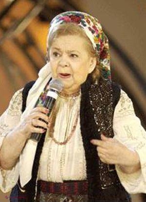 A murit o cunoscută interpretă de muzică populară