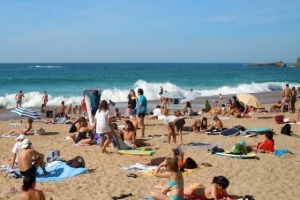 Țara din Europa în care oamenii au ieșit zilele trecute la PLAJĂ