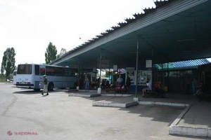 Amenzi de sute de mii de lei și două mașini confiscate de la transportatorii iliciți de pasageri