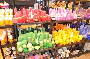 Folosești lumânări parfumate? Sunt un adevărat PERICOL pentru sănătate