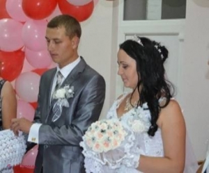 Soțul tinerei ucise la două zile de la nuntă rămâne principalul SUSPECT. Pe hainele lui a fost depistat sângele VICTIMEI