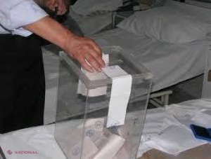 IMPORTANT // Alegătorii pot depune cereri pentru a solicita urna de vot mobilă