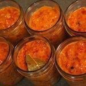 REŢETĂ // Secretul ca să faci CEA MAI BUNĂ ZACUSCĂ! Un ingredient banal îi poate schimba gustul