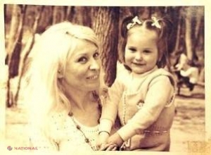 Fetiţa din FOTOGRAFIE a DEVENIT una dintre cele mai faimoase şi mai îndrăgite VEDETE din România