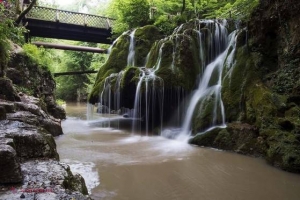 FOTO // Cum arată cea mai FRUMOASA cascada din lume după ce a fost redeschisă publicului 