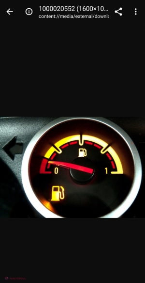 Șoferii pot reduce cu 25% consumul de carburant, dacă renunță la un singur element din mașină. Sfatul util al experților