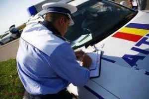 FOTO, VIDEO // O maşină cu 236 km/h a intrat în parapet pe A3. Şoferul a spus că i-a sunat telefonul