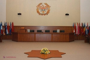 Majoritatea parlamentară a DESEMNAT viitorul MINISTRU AL APĂRĂRII. Propunerea va fi trimisă lui Dodon, care urmează să DECIDĂ dacă semnează decretul de numire