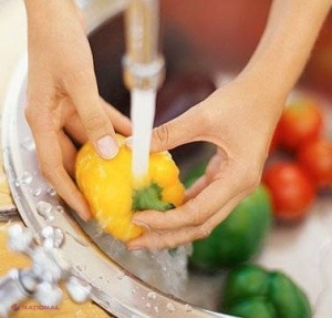 UTIL // Cum să EVIȚI intoxicațiile alimentare de sărbători