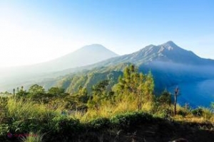 Probleme în PARADIS: 14.000 de oameni fug din calea ERUPŢIEI unui vulcan