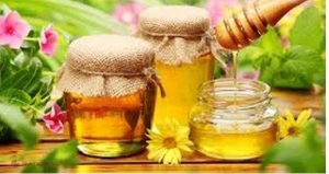 Șase lucruri mai puțin cunoscute despre mierea de albine