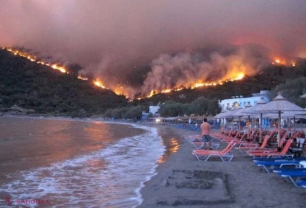 Premierul Tsipras suspectează că INCENDIILE din Grecia au fost provocate INTENȚIONAT: 60 de morți și sute de răniți. Unii oameni s-au refugiat în mare, pentru a nu arde de vii