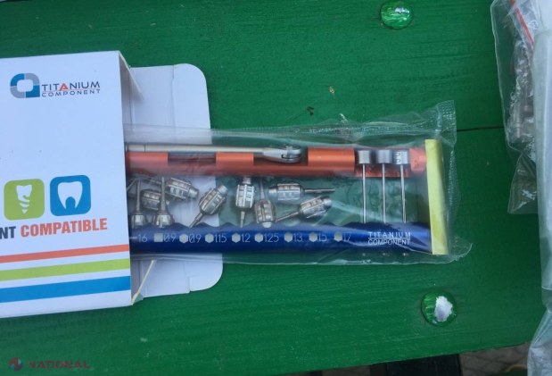 FOTO // Produse pentru chirurgia dentară, aduse ILEGAL în R. Moldova