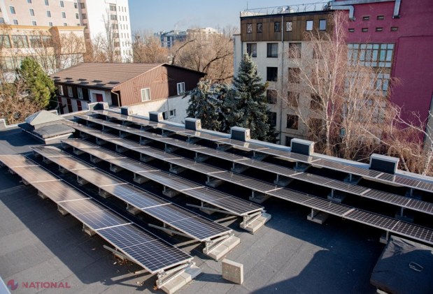 INDEPENDENȚĂ ENERGETICĂ // Un teatru de la Chișinău va produce energie electrică pentru propriul consum: 220 de panouri fotovoltaice, instalate pe acoperișul instituției