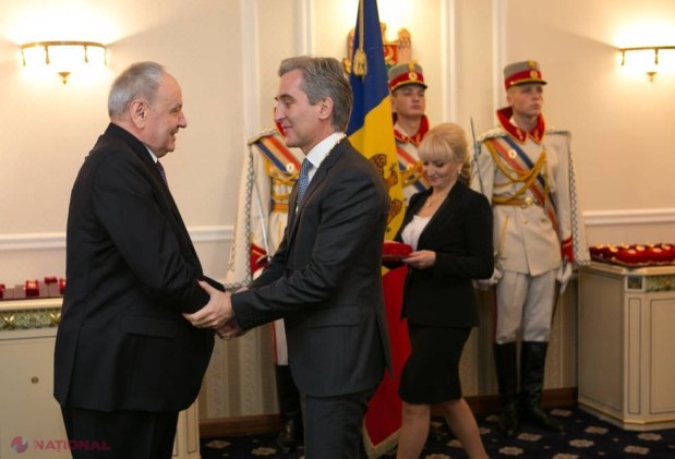 DISTINCȚII importante pentru deputați, miniștri și alți funcționari