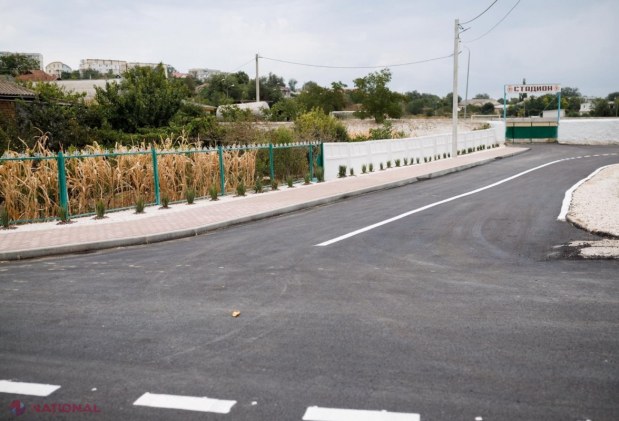 FOTO // Echipa Partidului „ȘOR” a dat în folosință o stradă RENOVATĂ la Taraclia: „Eu și echipa mea avem un principiu – să ne onorăm obligațiile asumate. Taraclia prinde conturul unui oraș european”