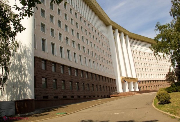 CIFRE // Autoritățile centrale ale R. Moldova se bucură de cea mai MICĂ încredere din ultimii 16 ani