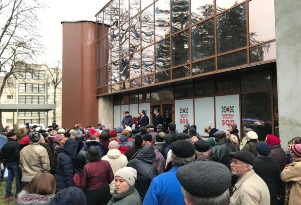 VIDEO, DOC // Proteste în toată REPUBLICA. Membrii și simpatizanții Partidului „ȘOR” cer majorarea pensiilor: „Suntem gata să organizăm acțiuni masive de protest împotriva actualei guvernări corupte și incompetente”