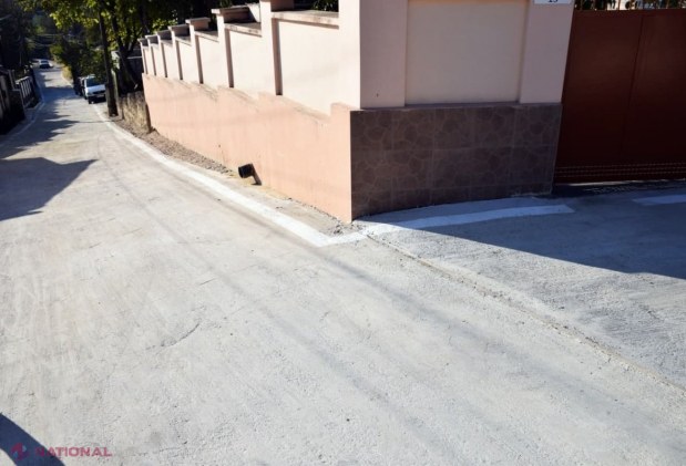 FOTO // Echipa Partidului „ȘOR” continuă să construiască drumuri din beton la Orhei: „Până acum nici ambulanțele nu puteau ajunge...”