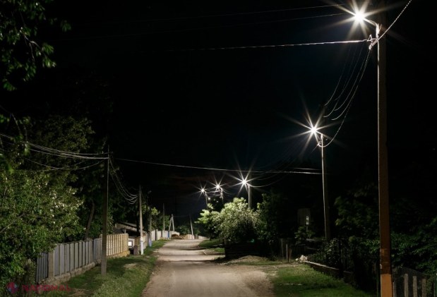 FOTO // Partidul „ȘOR”: „Încă o promisiune REALIZATĂ. A fost instalat sistemul de iluminare stradală și la Furceni”