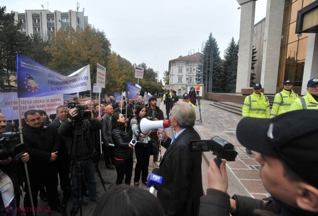 FOTO // Revolta primarilor din R. Moldova