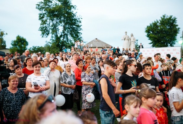 FOTO // Partidul „ȘOR” a dat în exploatare iluminatul stradal într-o altă localitate din circumscripțiile unde candidații formațiunii au câștigat la parlamentare