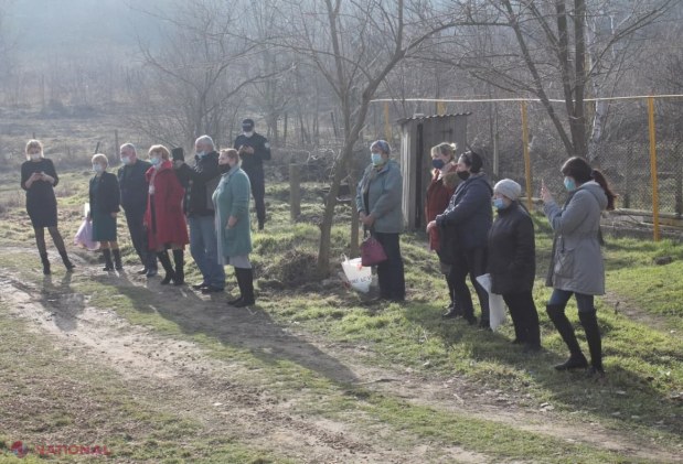 FOTO // Un nou TEREN de joacă a fost construit la inițiativa lui Ilan Șor, în satul Musaitu, raionul Taraclia