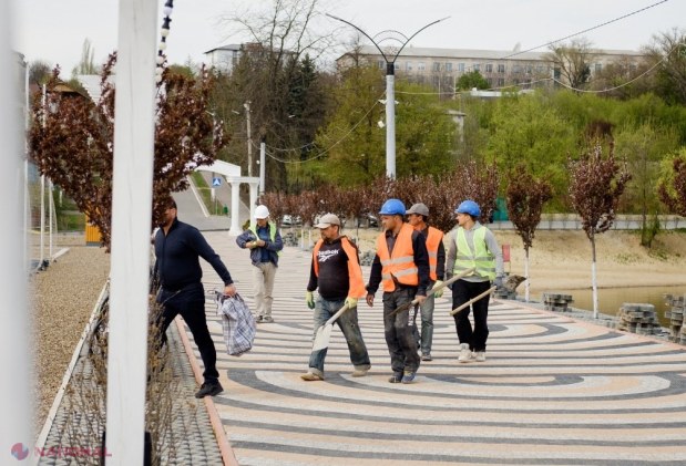 FOTO // O nouă PREMIERĂ pentru R. Moldova. Ilan Șor instalează un ROLLER COASTER gratuit la „OrheiLand”