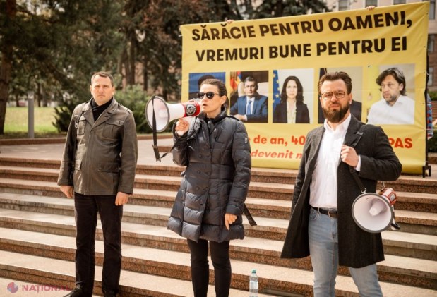Partidul „ȘOR”, un nou flashmob la Parlament: „Milionarii din PAS ne-au dus de nas”. Protestatarii așteaptă soluții pentru depășirea crizei