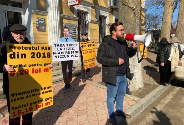 Guvernarea PAS, huiduită în mai multe localități din republică. Partidul „ȘOR” a organizat flash-moburi în ZECE orașe concomitent