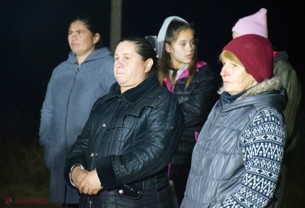 FOTO // Comuna Donici din raionul Orhei a fost complet iluminată de echipa Partidului „ȘOR”: „Îmi place ce se întâmplă în localitatea noastră în ultimii ani. Mergem spre bine și asta ne bucură”