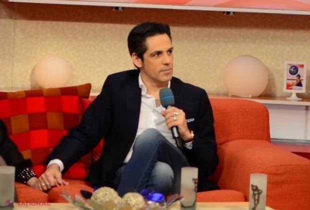 Cu cine se ţine de mână Ştefan Bănică? E o vedetă blondă!