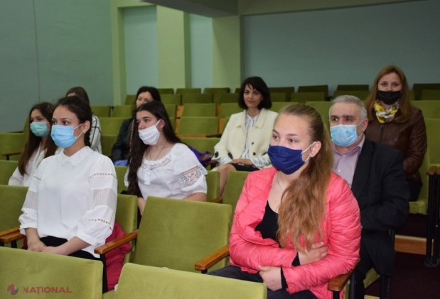 TRADIȚIE // Ilan Șor continuă să ofere PREMII CONSISTENTE celor mai buni elevi din Orhei