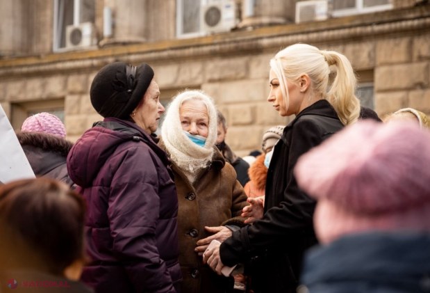 Guvernarea PAS, huiduită în mai multe localități din republică. Partidul „ȘOR” a organizat flash-moburi în ZECE orașe concomitent