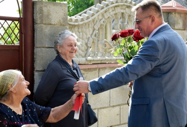 FOTO // Renovarea drumurilor la Orhei continuă în ritm ALERT. Încă o stradă a fost inaugurată, după ample lucrări de reparație: „Este utilizată tehnologia „Slurry Seal”, care se utilizează pe larg în țările europene și SUA”