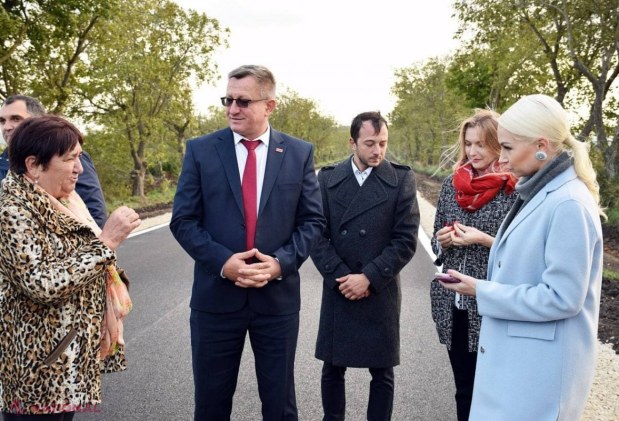 FOTO // Echipa Partidului „ȘOR” continuă să construiască DRUMURI în raionul Orhei: „Acest proiect dă o nouă viață comunei Berezlogi”