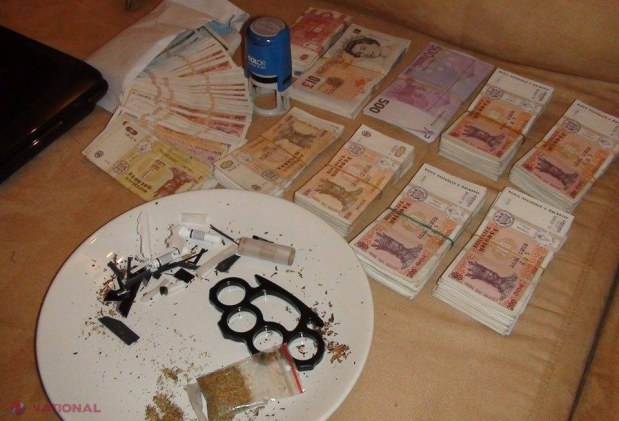 Pensionari păcăliți cu așa-zise aparate medicale care nu erau decât de uz casnic
