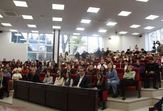 Ministrul de Externe al Franței delegat pentru Europa, discuții cu studenții USM de la filierele francofone: Proiecte pentru dezvoltarea profesională a tinerilor din R. Moldova