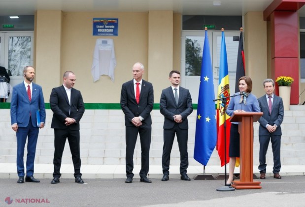 Licelul din satul Holercani își va asigura necesarul de energie electrică de sine stătător, datorită panourilor fotovoltaice: Lucrările de sporire a eficienței energetice au costat aproape 865 de mii de euro, bani alocați de UE