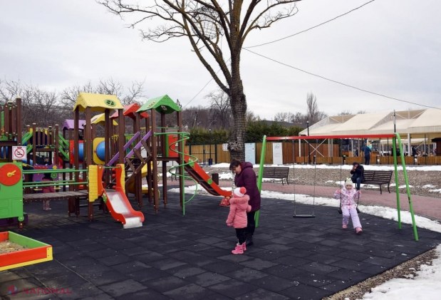 FOTO // „OrheiLand” rămâne epicentrul DISTRACȚIEI și principalul punct de atracție din R. Moldova, în perioada sărbătorilor de iarnă: „Parcul este pregătit la cele mai înalte standarde și poate găzdui circa 25-30 de mii de vizitatori săptămânal”