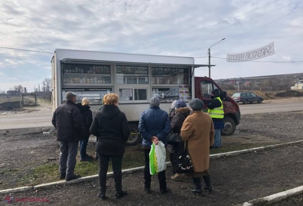FOTO // Locuitorii din Basarabeasca au acces la alimente mai IEFTINE graţie Partidului