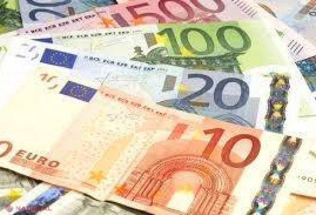 Moldovean REȚINUT în România după ce a dat mită 7 500 de euro. Un polițist de la noi, IMPLICAT în schemă